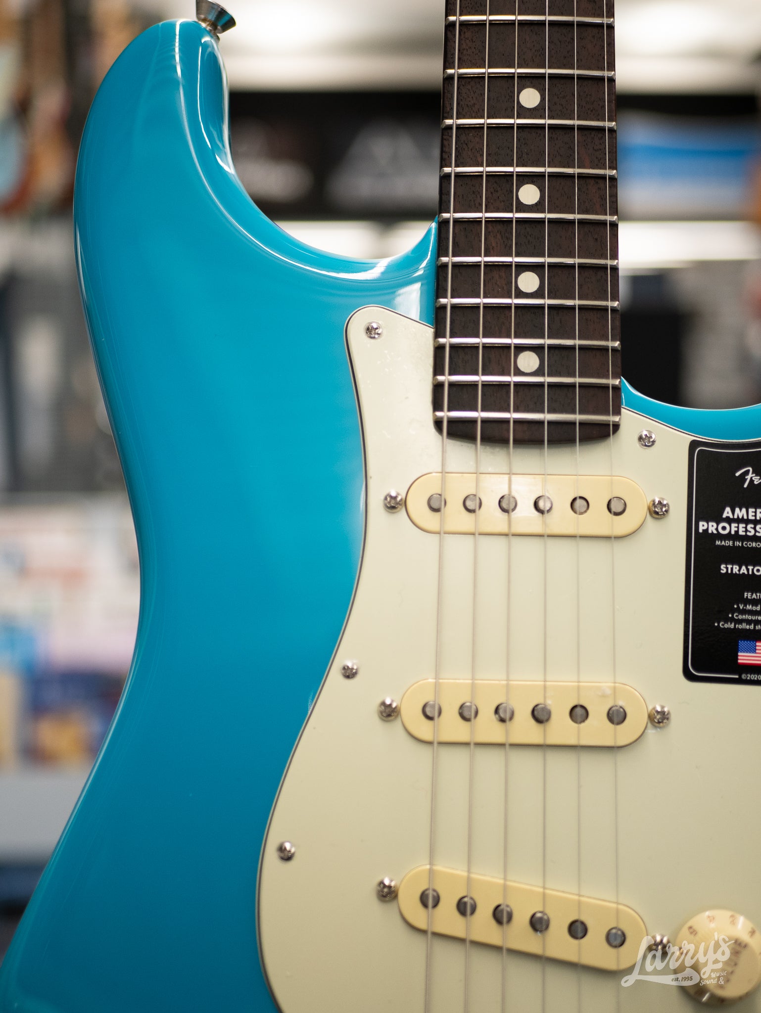 Fender American Professional II Strat - Miami Blue