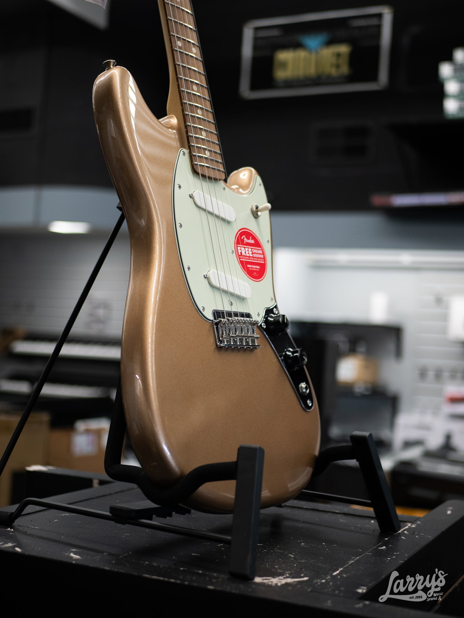 Fender player deals mustang firemist gold