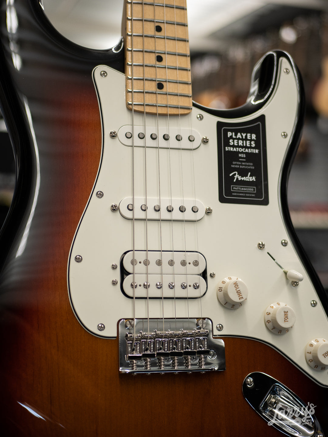 Fender Player Strat HSS - 3 Color Sunburst