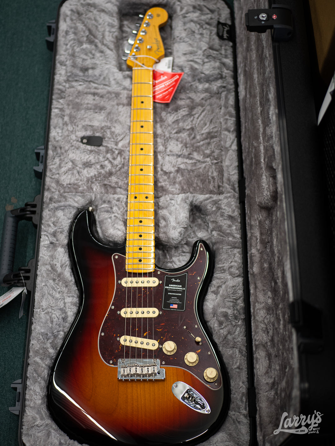 Fender American Professional II Strat - 3-Color Sunburst