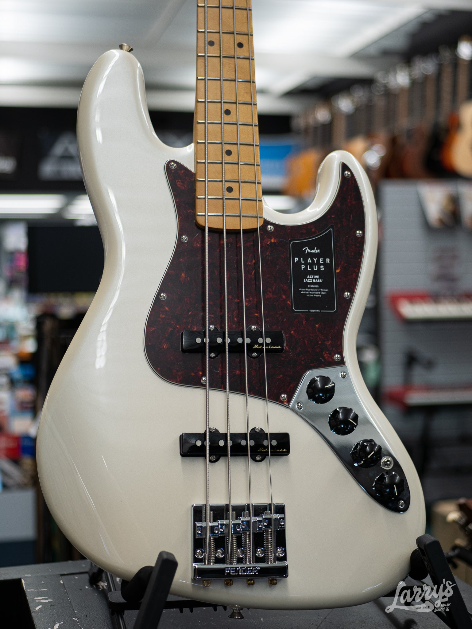 Fender Player Plus Jazz Bass - Olympic White