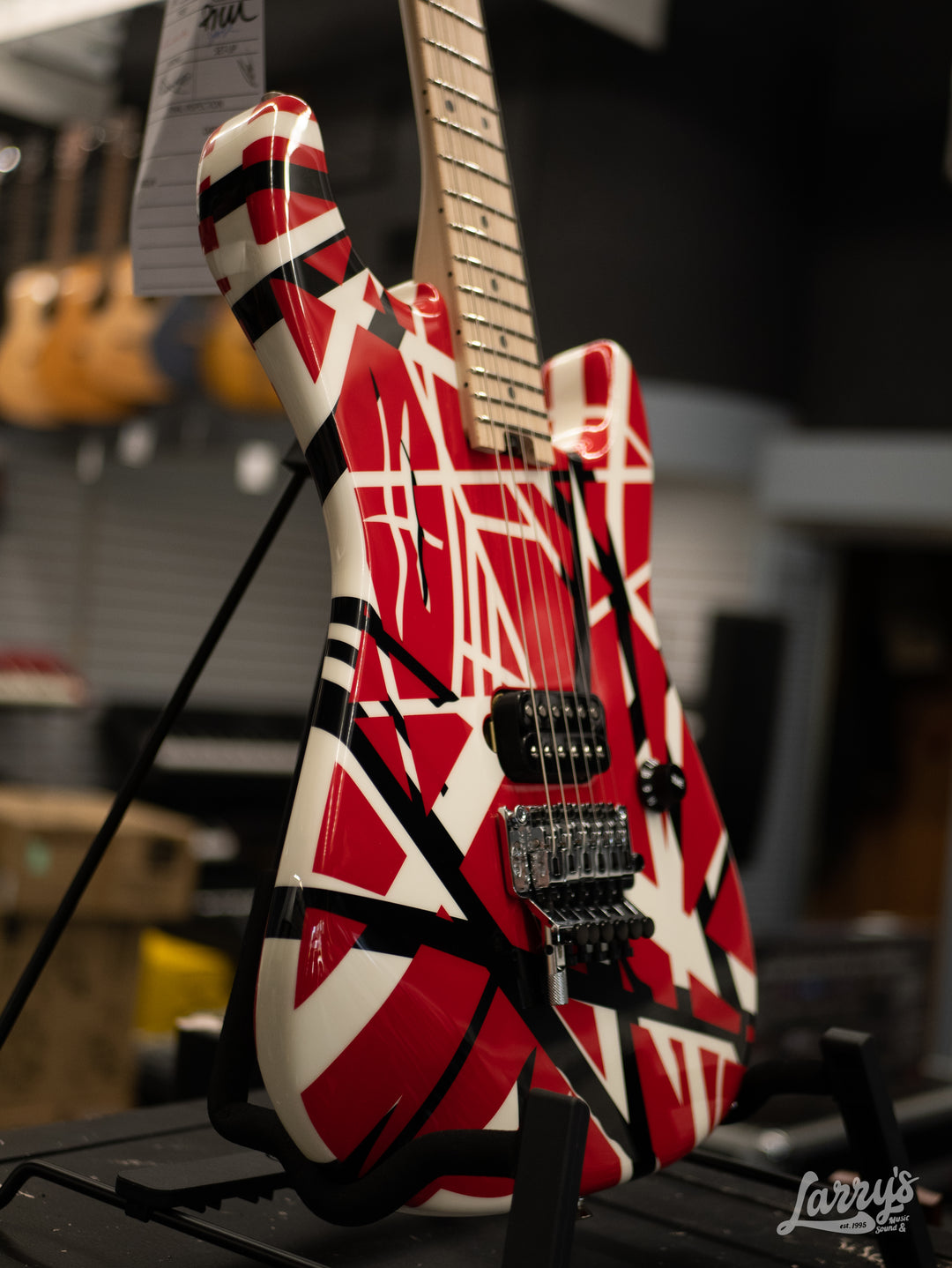 EVH 5150 Striped Series R/B/W