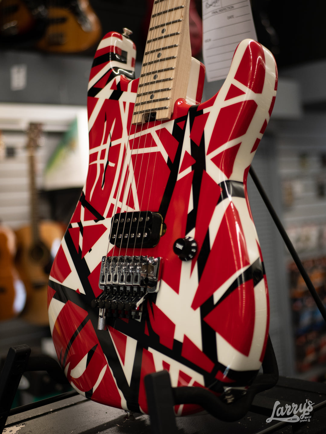 EVH 5150 Striped Series R/B/W